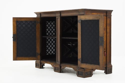 18TH CENTURY ITALIAN WALNUT CABINET WITH LATTICE WORK DOORS - ADDITIONAL PHOTO 5