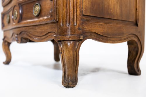 SMALL 18TH CENTURY FRENCH CHERRY COMMODE - ADDITIONAL PHOTO 2