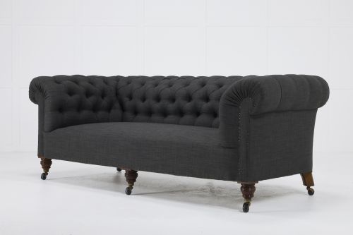 19TH CENTURY ENGLISH COUNTRY HOUSE CHESTERFIELD SOFA - ADDITIONAL PHOTO 1
