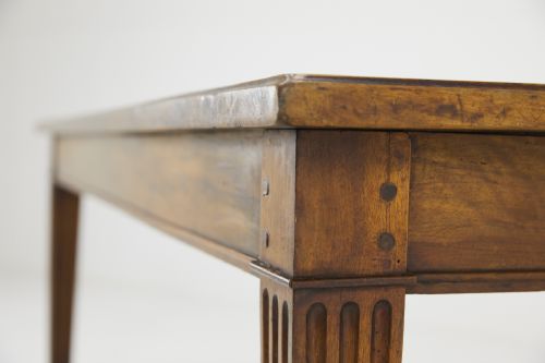 FRENCH 18TH CENTURY WALNUT TABLE - ADDITIONAL PHOTO 2