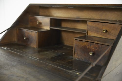 18TH CENTURY FRENCH WALNUT BUREAU WITH ORIGINAL METALWORK - ADDITIONAL PHOTO 4