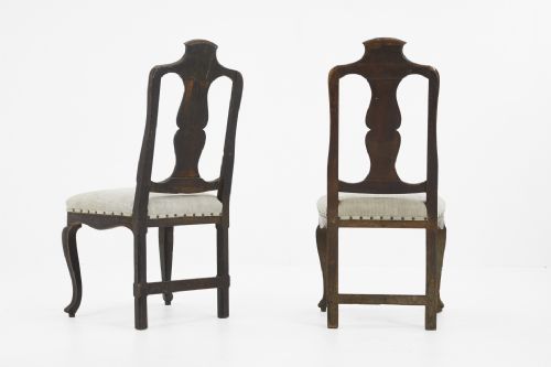 PAIR OF EARLY 18TH CENTURY ITALIAN WALNUT SIDE CHAIRS - ADDITIONAL PHOTO 2