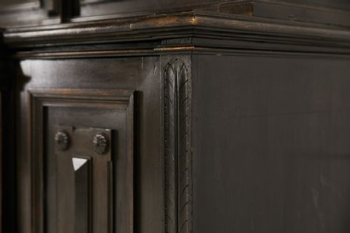 19TH CENTURY FRENCH EBONISED AND EBONY VENEER BOOKCASE - ADDITIONAL PHOTO 2