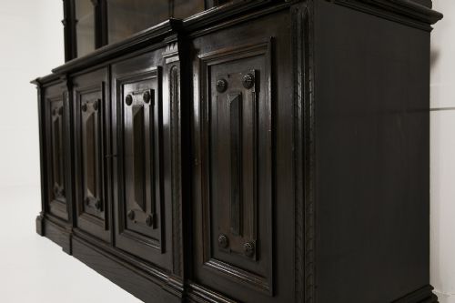 19TH CENTURY FRENCH EBONISED AND EBONY VENEER BOOKCASE - ADDITIONAL PHOTO 4