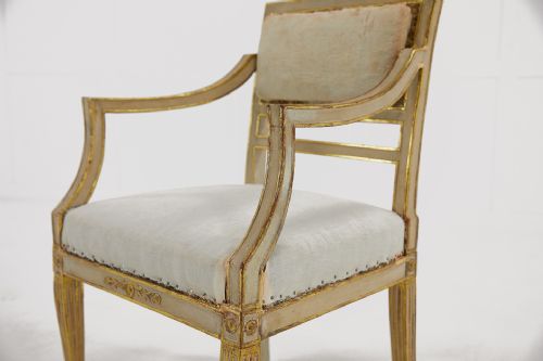 PAIR OF SMALL ITALIAN GILT AND PAINT CHAIRS - ADDITIONAL PHOTO 2