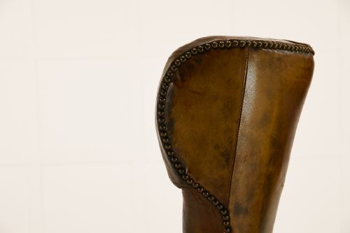 PAIR OF LARGE 19TH CENTURY MAHOGANY AND LEATHER LIBRARY CHAIRS - ADDITIONAL PHOTO 5