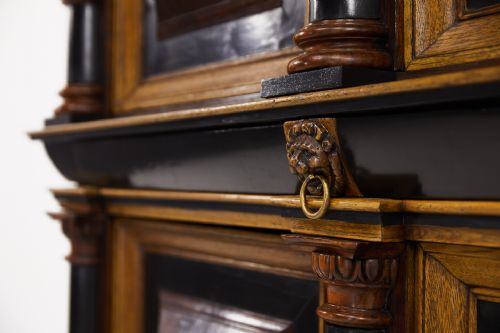 18TH CENTURY DUTCH ROSEWOOD AND OAK CABINET - ADDITIONAL PHOTO 3