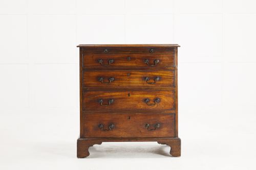 ENGLISH MAHOGANY 18TH CENTURY CHEST OF DRAWERS - ADDITIONAL PHOTO 4