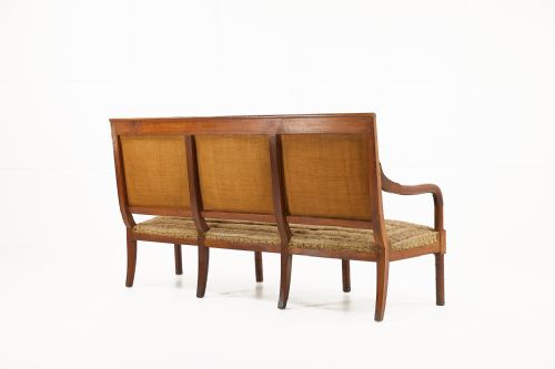 EARLY 19TH CENTURY FRENCH WALNUT SOFA - ADDITIONAL PHOTO 1