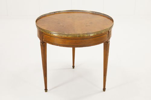 early 19th century french walnut gueridon - CATEGORY: ANTIQUE TABLES - DATED 19TH CENTURY