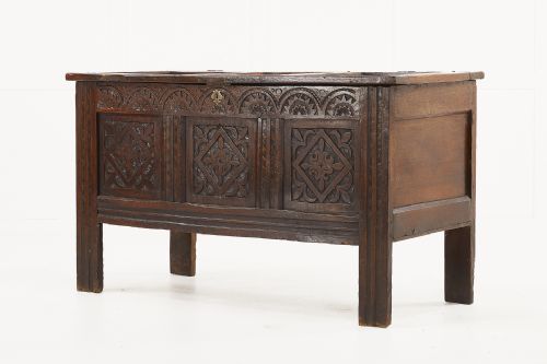 17th century english carved oak coffer - CATEGORY: ANTIQUE CHESTS - DATED 17TH CENTURY