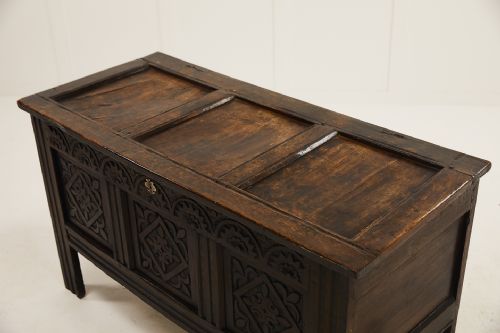 17TH CENTURY ENGLISH CARVED OAK COFFER - ADDITIONAL PHOTO 1