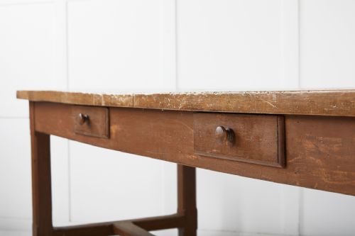 18TH CENTURY FRENCH RUSTIC WALNUT FARMHOUSE TABLE - ADDITIONAL PHOTO 6
