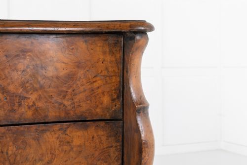 18TH CENTURY BURR ELM FRENCH COMMODE - ADDITIONAL PHOTO 4