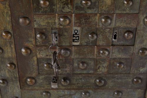 MID 19TH CENTURY LARGE FRENCH WROUGHT IRON SAFE BY MAGAUD DE CHARF - ADDITIONAL PHOTO 2
