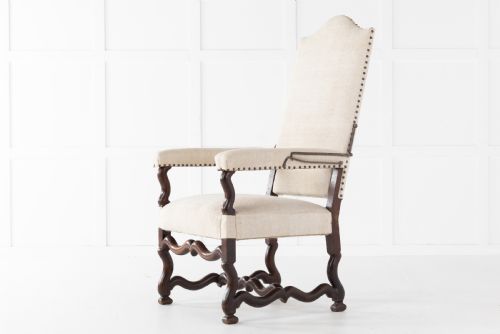 18th century french walnut armchair - CATEGORY: ANTIQUE CHAIRS - DATED 18TH CENTURY