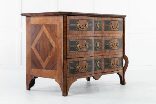 18TH CENTURY THREE DRAWER MAZARIN COMMODE - ADDITIONAL PHOTO 5