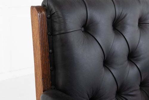 PAIR OF 19TH CENTURY LARGE SCALE OAK ARMCHAIRS - ADDITIONAL PHOTO 4