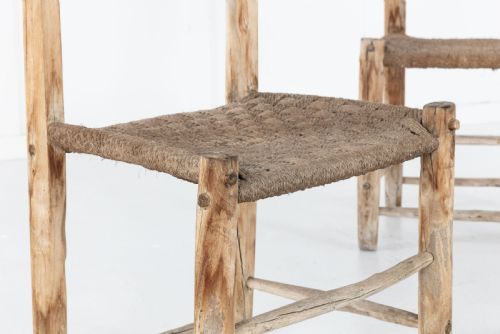 PAIR OF SPANISH 19TH CENTURY DECORATIVE SIDE CHAIRS - ADDITIONAL PHOTO 5