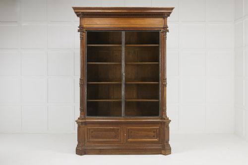 large 19th century french oak library bookcase - CATEGORY: ANTIQUE BOOKCASES - DATED 19TH CENTURY