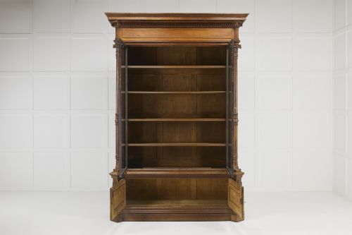 LARGE 19TH CENTURY FRENCH OAK LIBRARY BOOKCASE - ADDITIONAL PHOTO 1