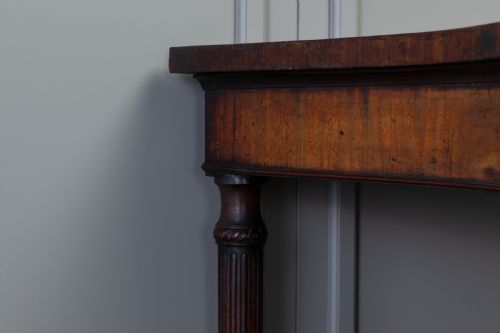 GEORGE III MAHOGANY SERPENTINE SIDESERVING TABLE - ADDITIONAL PHOTO 3