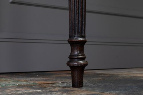 GEORGE III MAHOGANY SERPENTINE SIDESERVING TABLE - ADDITIONAL PHOTO 5