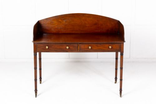 19TH CENTURY REGENCY PERIOD MAHOGANY DRESSING TABLE - ADDITIONAL PHOTO 2