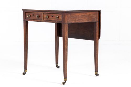 18th century george iii mahogany drop flap side table - CATEGORY: ANTIQUE TABLES - DATED 18TH CENTURY