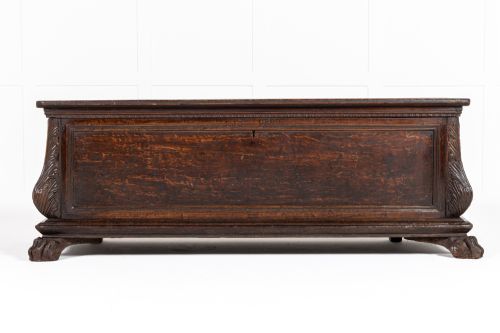 18th century italian walnut coffer - CATEGORY: ANTIQUE CHESTS - DATED 18TH CENTURY
