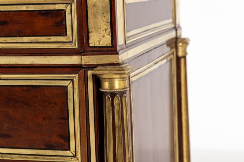 18TH CENTURY LOUIS XVI PERIOD FRENCH MAHOGANY COMMODE - ADDITIONAL PHOTO 5