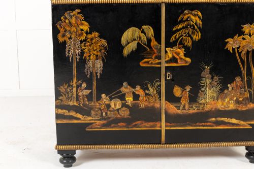 IMPORTANT 19TH CENTURY REGENCY PERIOD JAPANNED SIDE CABINET - ADDITIONAL PHOTO 11