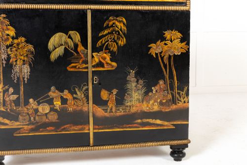 IMPORTANT 19TH CENTURY REGENCY PERIOD JAPANNED SIDE CABINET - ADDITIONAL PHOTO 12