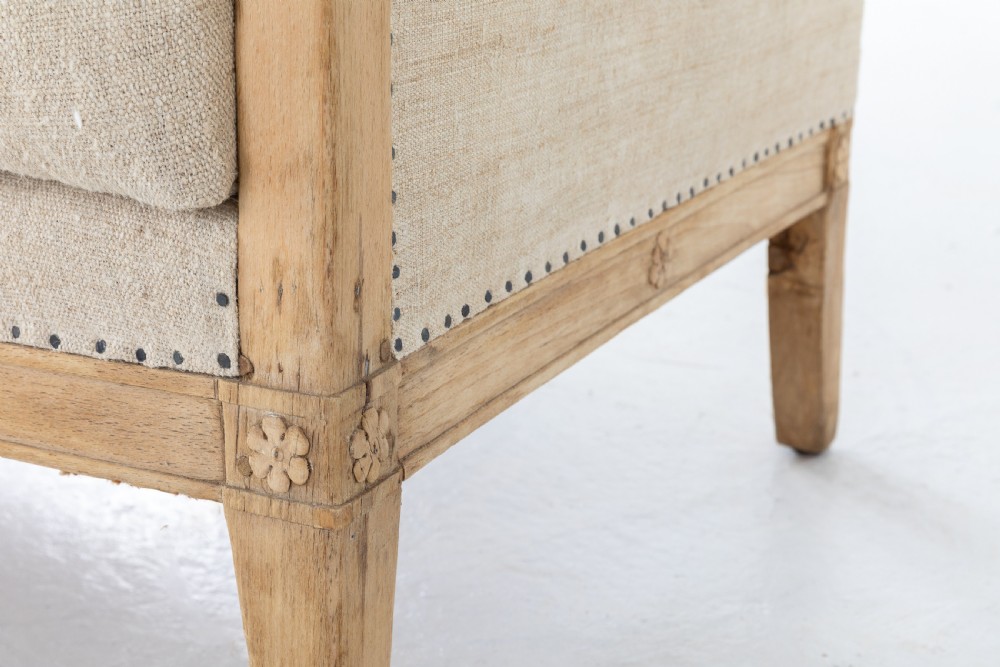 SMALL BLEACHED OAK SOFA View IV