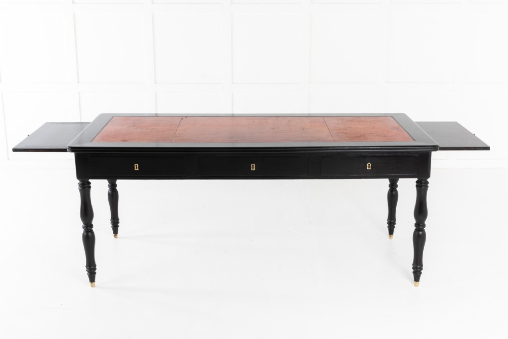 MID 20TH CENTURY EBONISED BUREAU PLAT View VI