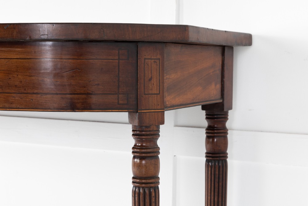 19TH CENTURY REGENCY MAHOGANY SERVING TABLE View II