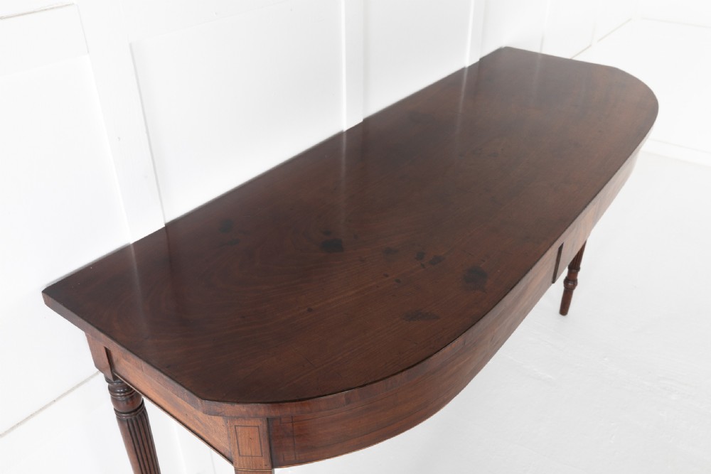 19TH CENTURY REGENCY MAHOGANY SERVING TABLE View IV