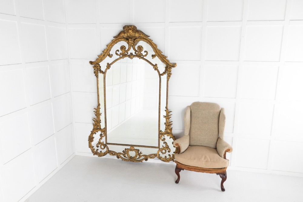 18TH CENTURY ITALIAN GILT MIRROR MADE BY THEODORO MONTARSOLO View V