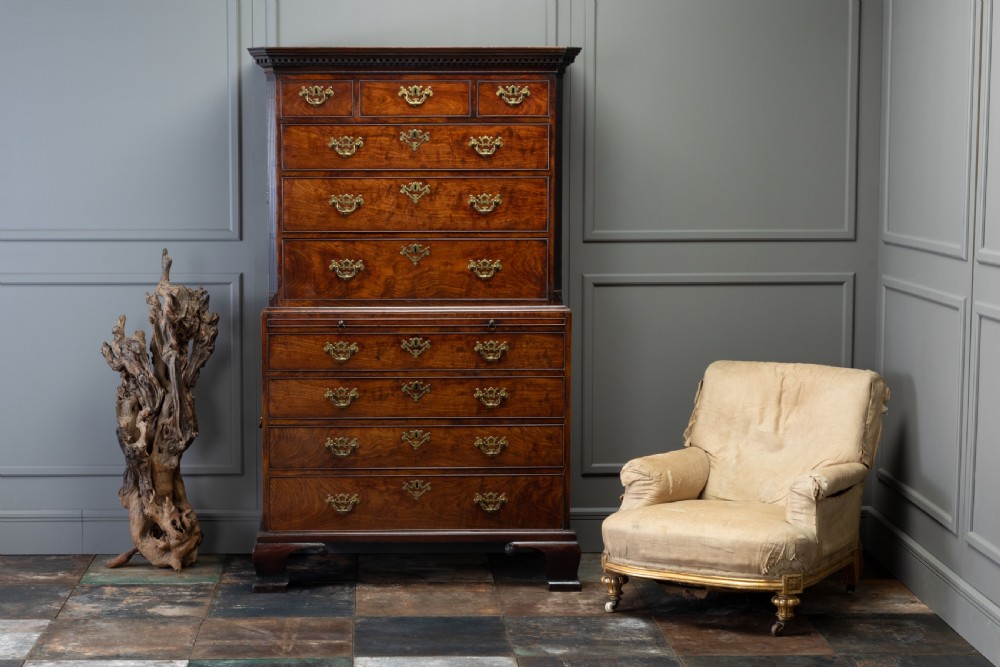 Early 18th Century English Mahogany Chest on Chest