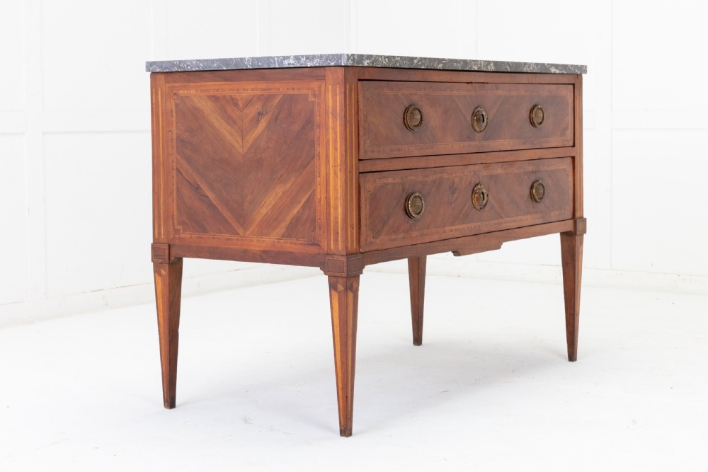 18th Century French Kingwood and Tulipwood Chest of Drawers