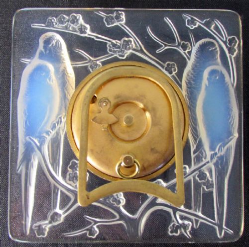 REN JULES LALIQUE A GLASS CLOCK QUATRE PERRUCHES - ADDITIONAL PHOTO 1