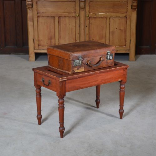 PAINTED PINE LUGGAGE STAND - ADDITIONAL PHOTO 1