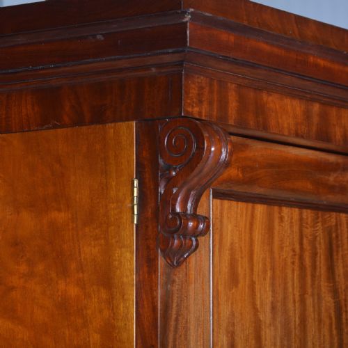 SCOTTISH MAHOGANY LINEN PRESS - ADDITIONAL PHOTO 1