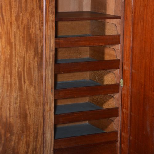 SCOTTISH MAHOGANY LINEN PRESS - ADDITIONAL PHOTO 5