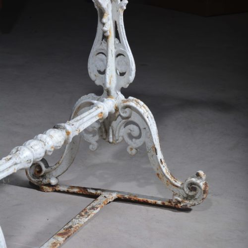 CAST IRON GARDEN TABLE WITH MARBLE TOP - ADDITIONAL PHOTO 4