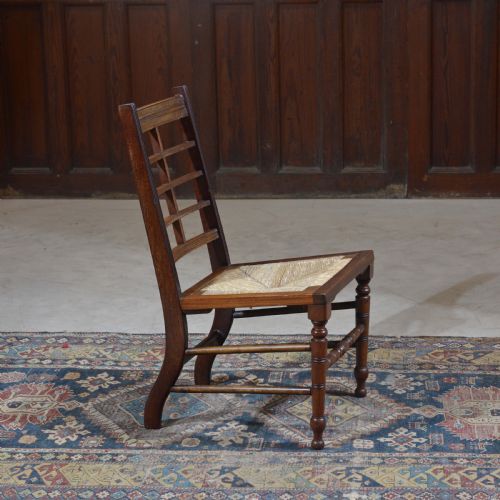 AESTHETIC MOVEMENT LOW BATHROOM CHAIR - ADDITIONAL PHOTO 4