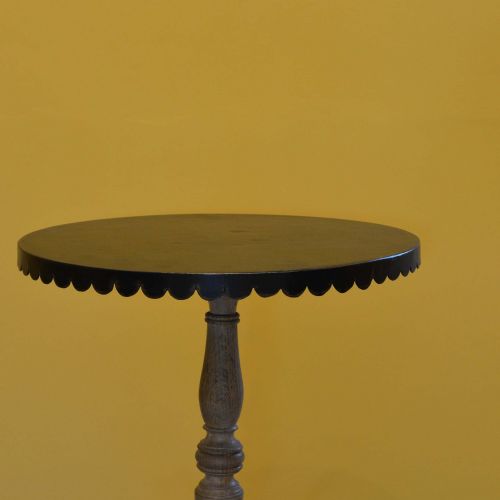 REGENCY TRIPOD TABLE WITH EBONISED TOP - ADDITIONAL PHOTO 1