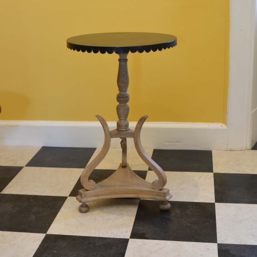 REGENCY TRIPOD TABLE WITH EBONISED TOP