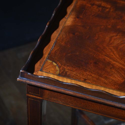 MAHOGANY CENTRE TABLE - ADDITIONAL PHOTO 2