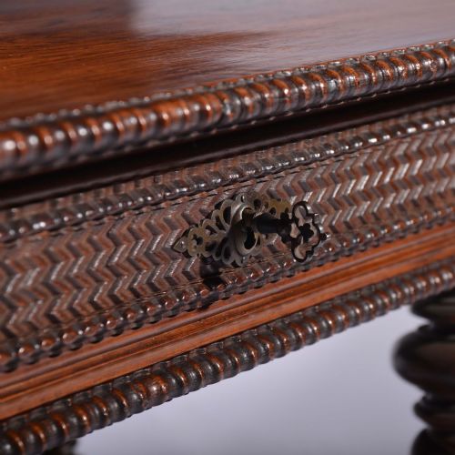 MINIATURE PORTUGUESE ROSEWOOD CENTRE TABLE - ADDITIONAL PHOTO 3